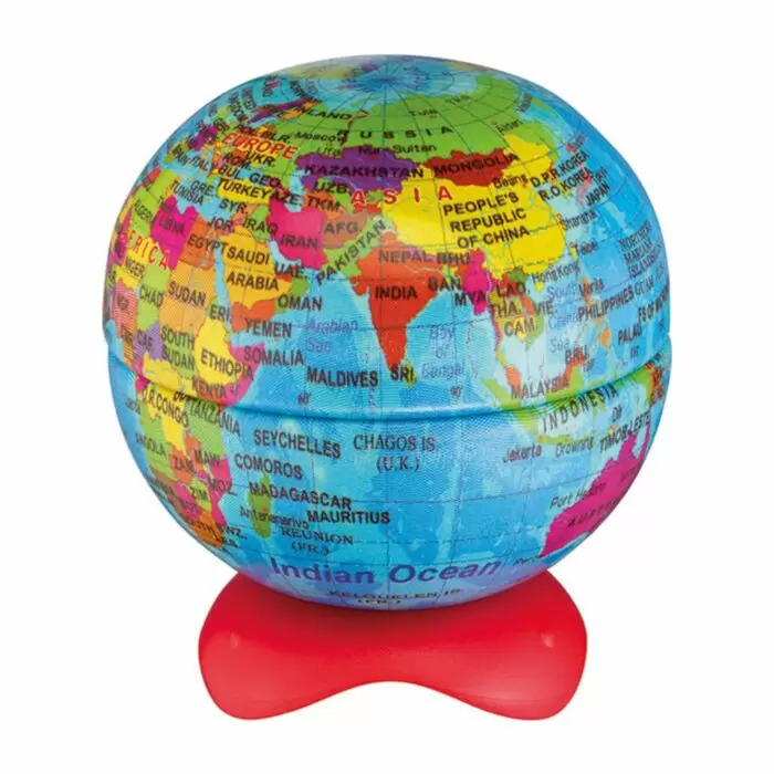 TAILLE CRAYON MAPED GLOBE 051111